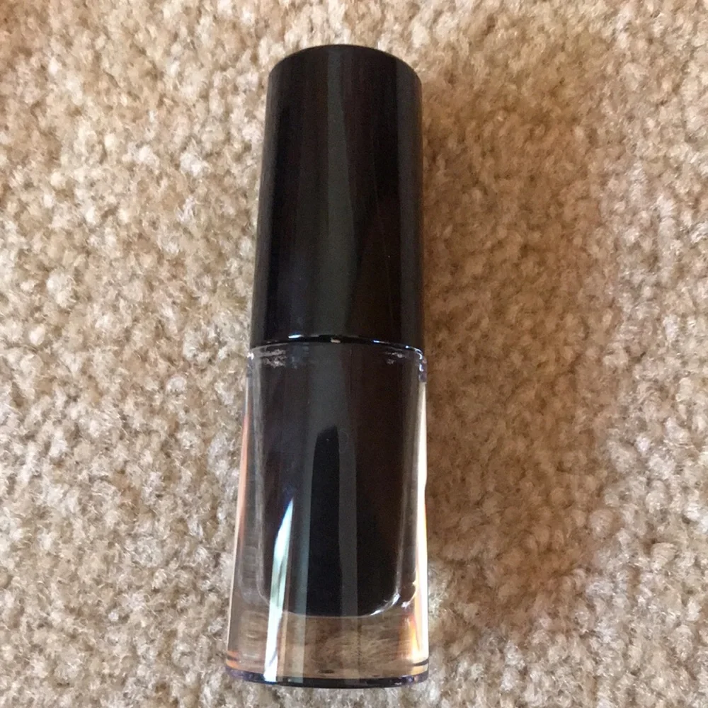 NEW IN BOX: Giorgio Armani Eye Tint Matte Liquid Eyeshadow - Black 99M Ebony